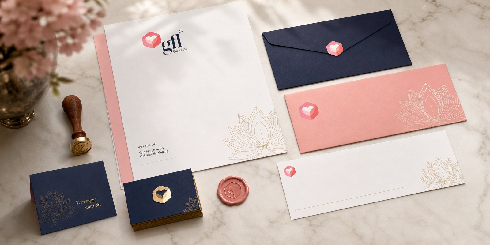 GIFT for LIFE, a heart carried inside every box