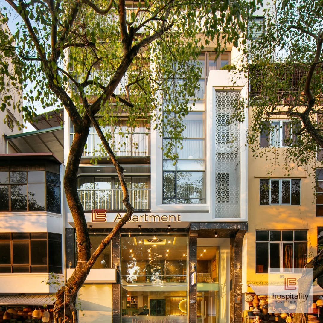 Mặt tiền LE Apartment giờ hoàng hôn