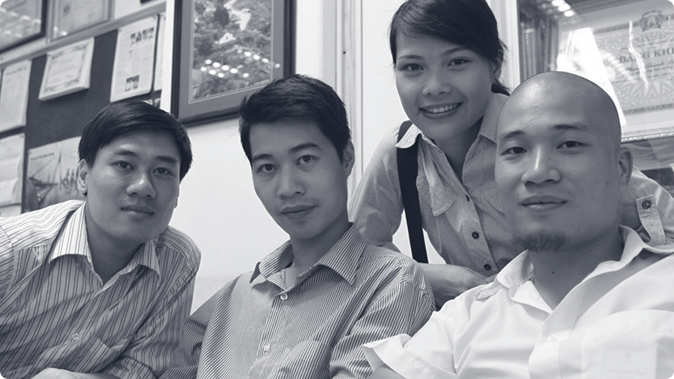 Đội ngũ sáng lập Sinh Vũ những ngày đầu